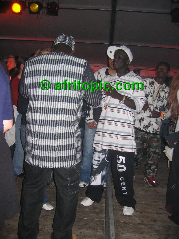 ../Images/afw2006c 443.jpg